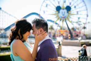 Disneyland-engagement-photos