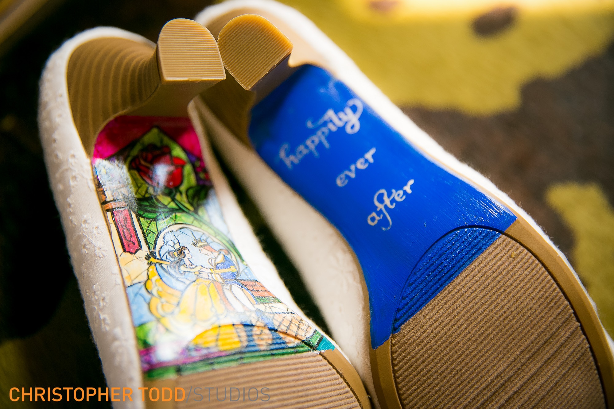 Bridal shoes with custom painting on the soles
