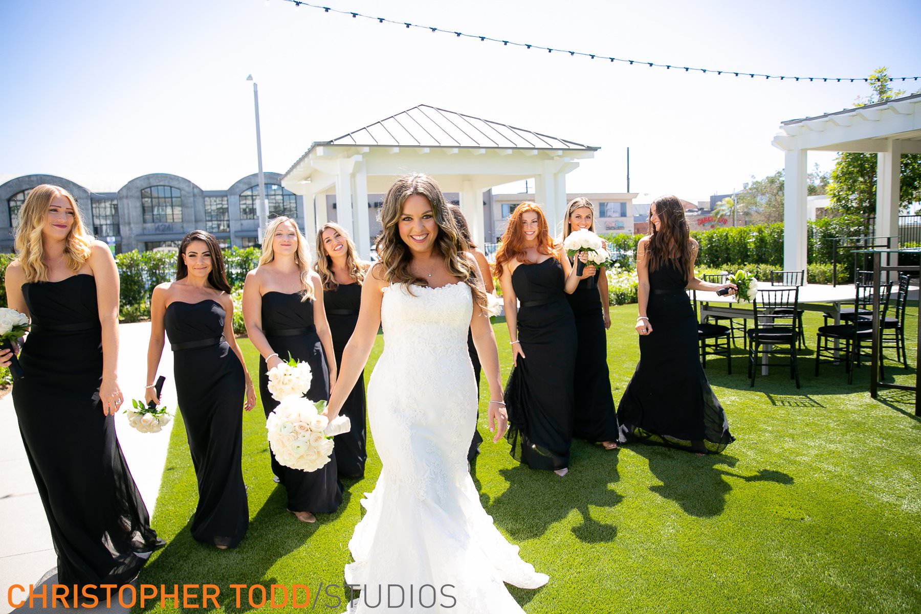 bridesmaids-at-lido-house-hotel